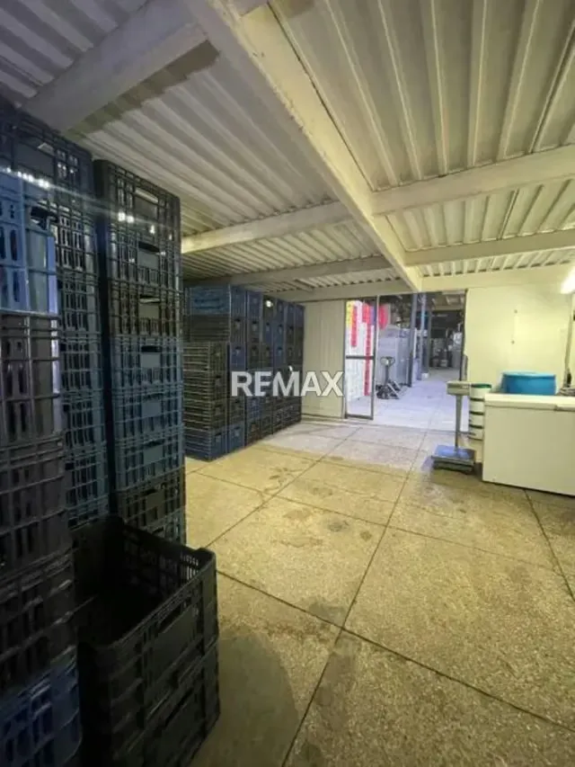 GALPÓN EN VENTA - URB. RUIZ PINEDA - 14