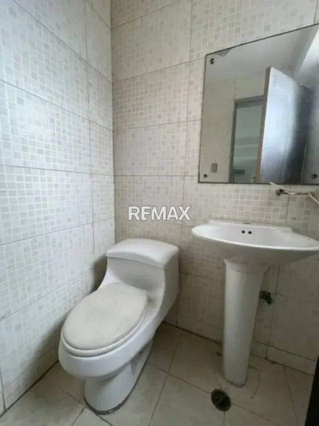 GALPÓN EN VENTA - URB. RUIZ PINEDA - 9