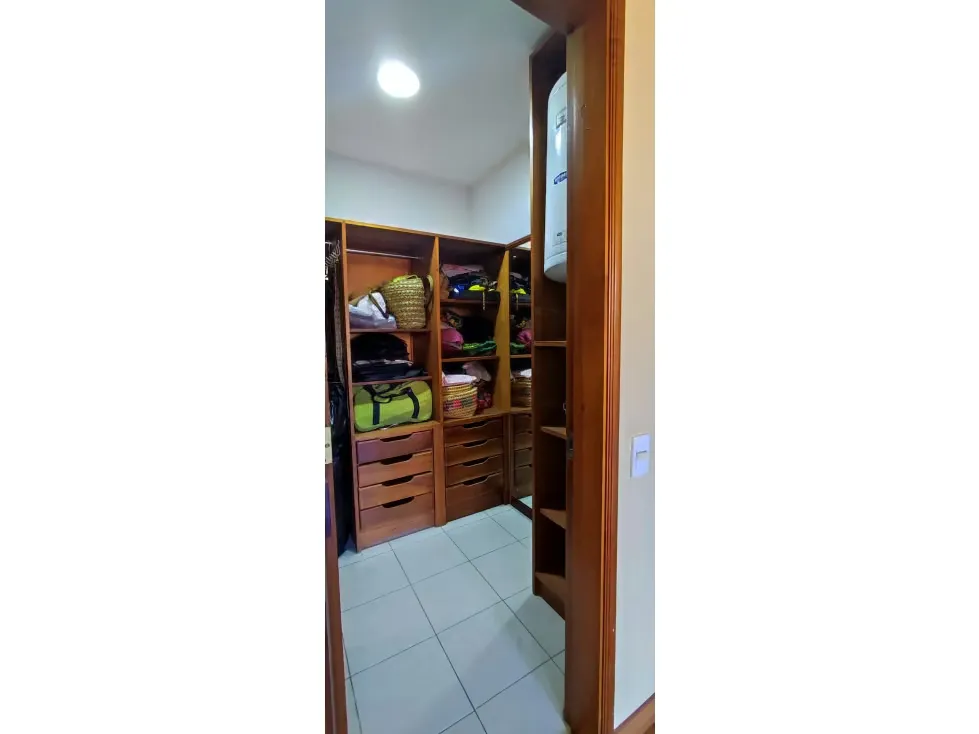 Vendo/alquilo PB 200+80m2 El Peñón 6569 - 21