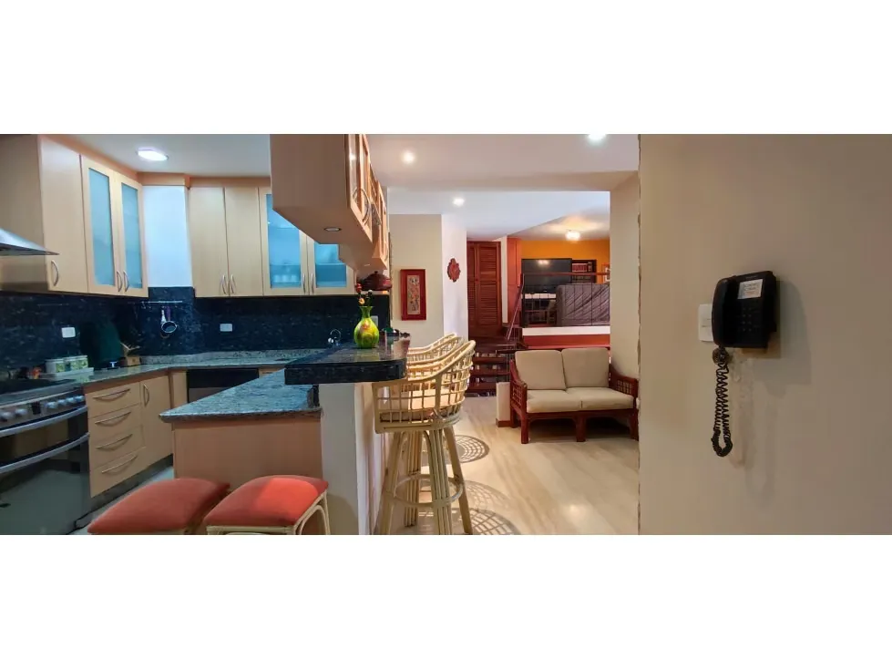 Vendo/alquilo PB 200+80m2 El Peñón 6569 - 4
