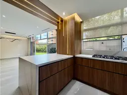 View 25