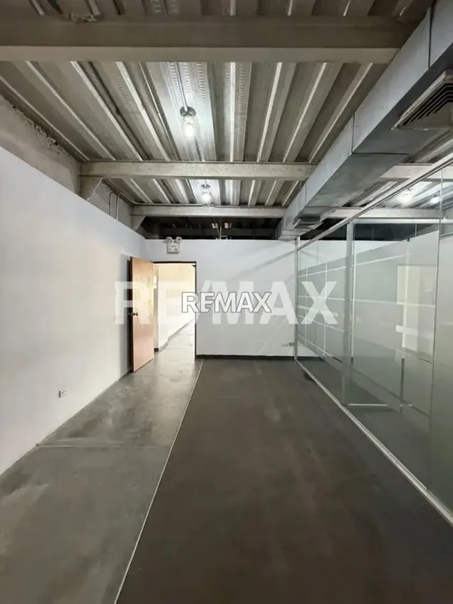 Local comercial en Alquiler C.C Akrai Center - 3