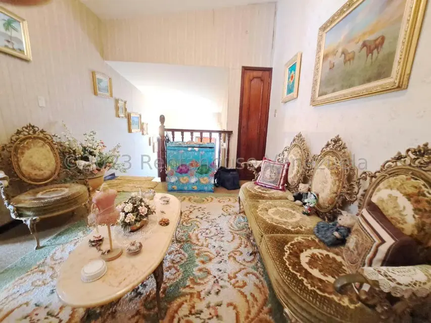 Casa (Multipes Niveles) en Venta en Los Montes Verdes, Miranda - 27