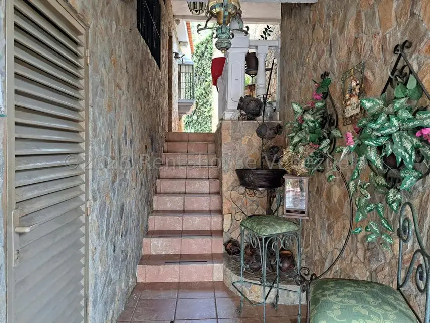 Casa (Multipes Niveles) en Venta en Los Montes Verdes, Miranda - 10