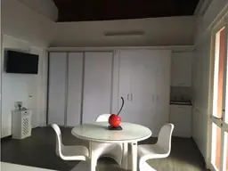 View 10
