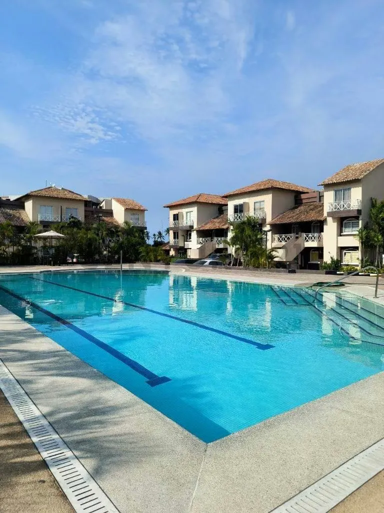 Apartamento en Alquiler Lechería Conjunto Residencial Terramar Suites - 2