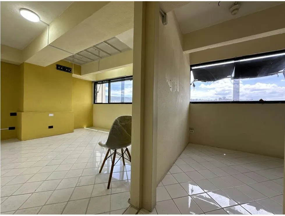 Alquilo cubículos 20m2 Torre Profesional La California 8420 - 5