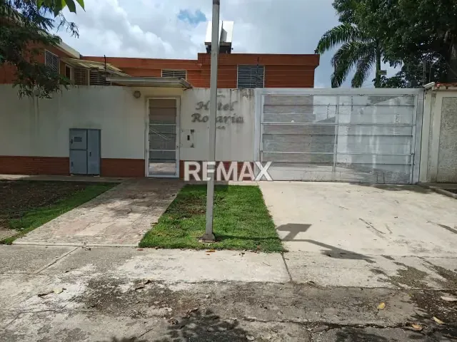 SE VENDE HOTEL OPERATIVO AV ROTARÍA - 2
