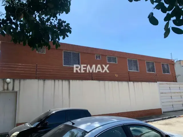 SE VENDE HOTEL OPERATIVO AV ROTARÍA - 6