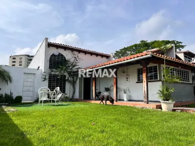 ** NO PUBLICAR** Casa amoblada en Alquiler