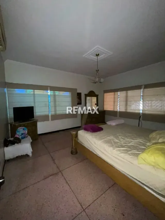 EN VENTA Propiedad Versátil con Gran Capacidad En Santa Elena - 15
