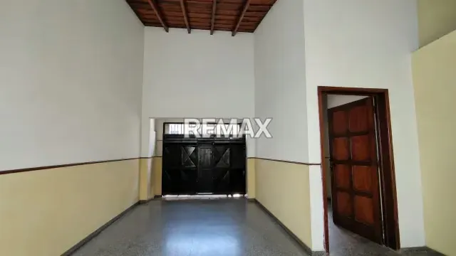 Casa en plena Avenida Briceño Mendez a 2 cuadras de la Cedeño - 3