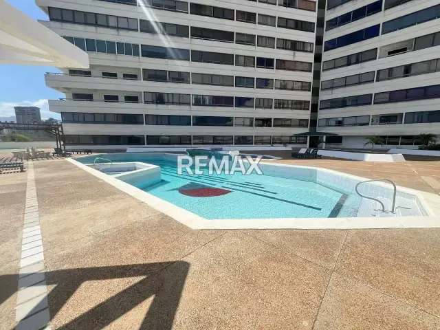 EN VENTA APARTAMENTO EN RESD. BAHÍA DEL MORRO, EN FRENTE A LA AV. BOLÍVAR - ISLA DE MARGARITA - 10