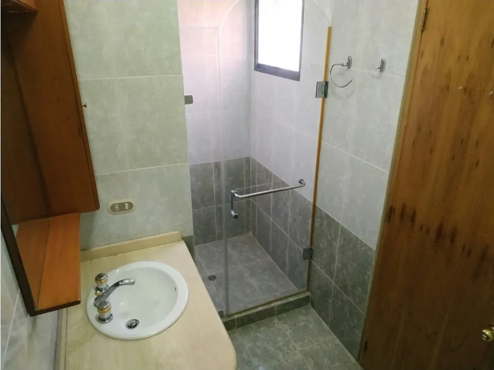 VENTA DE APARTAMENTO EN LA URB. CAMPO ALEGRE - 11