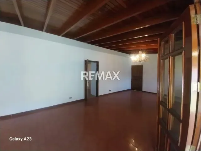 CASA EN ALQUILER 1 SOLO NIVEL - 7