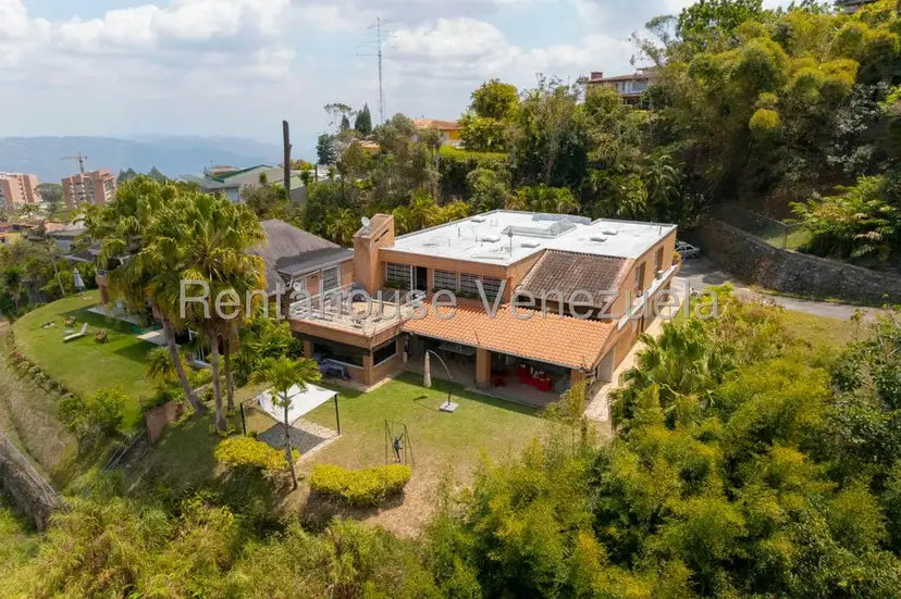 Casa (Duplex) en Venta en Alto Hatillo, Distrito Metropolitano