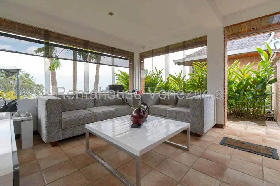 Casa (Duplex) en Venta en Alto Hatillo, Distrito Metropolitano - 18