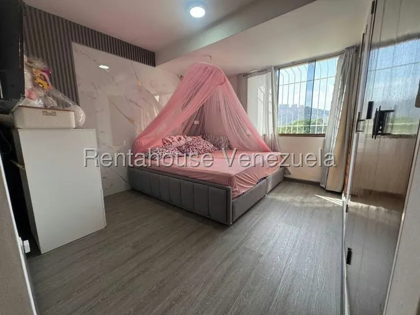 Apartamento (1 Nivel) en Venta en El Paraiso, Distrito Metropolitano - 8