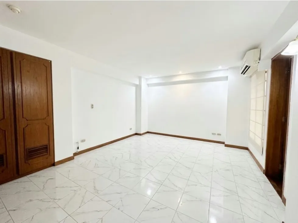 VENDO TOWNHOUSE EN LOMAS DE LA TRINIDAD 300 M2 - 11
