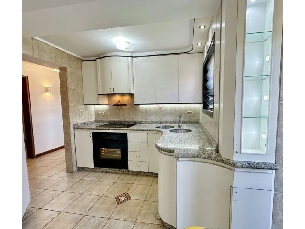 VENDO TOWNHOUSE EN LOMAS DE LA TRINIDAD 300 M2 - 6