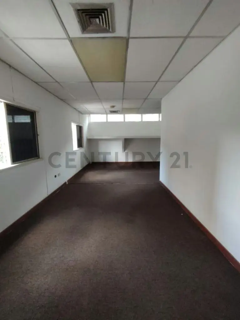 OFICINA EN VENTA EN PARQUE HUMBOLT - 7
