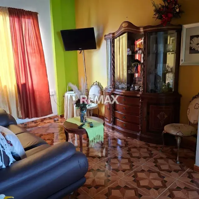 En Venta Bella Casa de 2 Niveles estilo Marroquí en Urb Las Vegas - 8