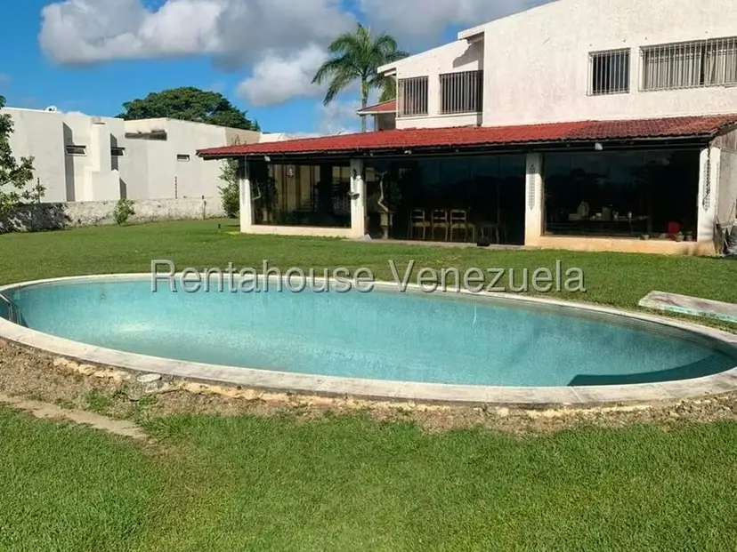 Casa (Multipes Niveles) en Venta en Alto Hatillo, Distrito Metropolitano