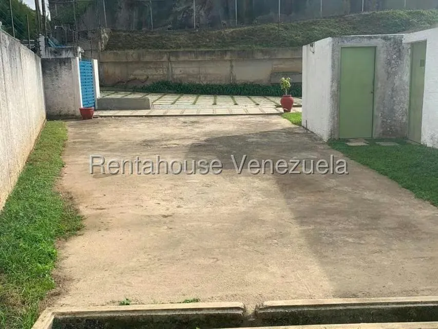 Casa (Multipes Niveles) en Venta en Alto Hatillo, Distrito Metropolitano - 2