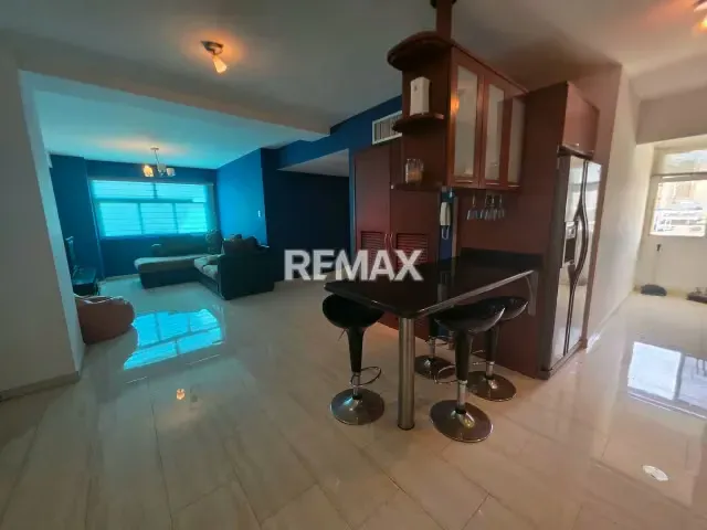 APARTAMENTO EN VENTA EDIF. MERCEDES PLAZA AV. BELLA VISTA - 10