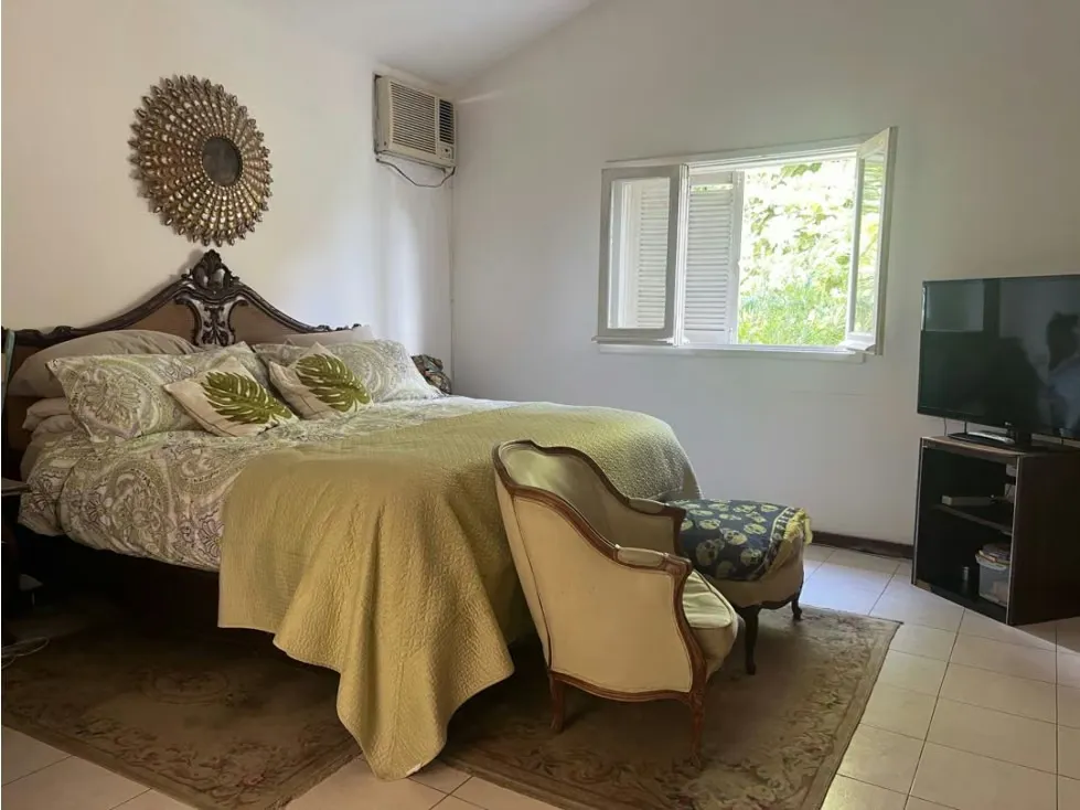 ¡Casa en Venta en Alta Florida! 500m² terreno, 400m² construcción, 4 h - 12