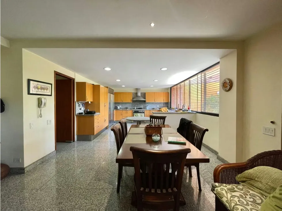 Se vende Apto PB 400m² 4h+s/ 5b+s/ 4p Colinas de Valle Arriba - 20