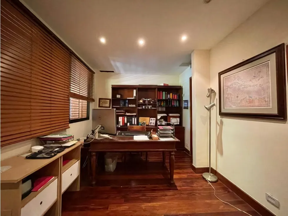 Se vende Apto PB 400m² 4h+s/ 5b+s/ 4p Colinas de Valle Arriba - 22