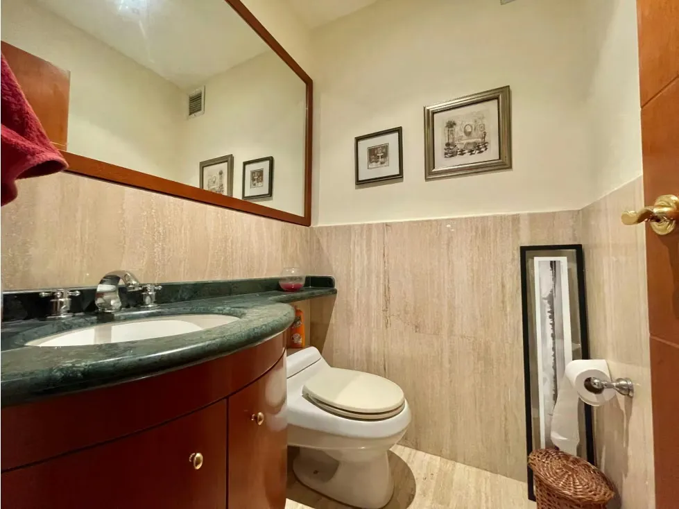 Se vende Apto PB 400m² 4h+s/ 5b+s/ 4p Colinas de Valle Arriba - 28