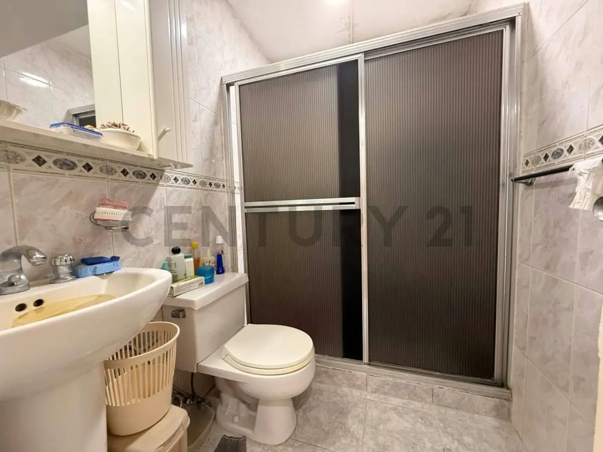Apartamento Res Mont Blanc amoblado Av Perimetral San Antonio - 10