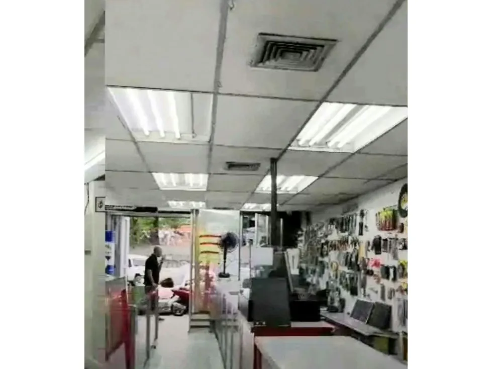 Vendo local duplex fondo/ferreteria 400m2 La Candelaria 3438 - 5