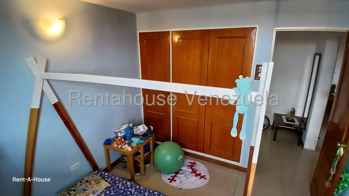 Apartamento (1 Nivel) en Venta en Colinas de La Tahona, Distrito Metropolitano - 18