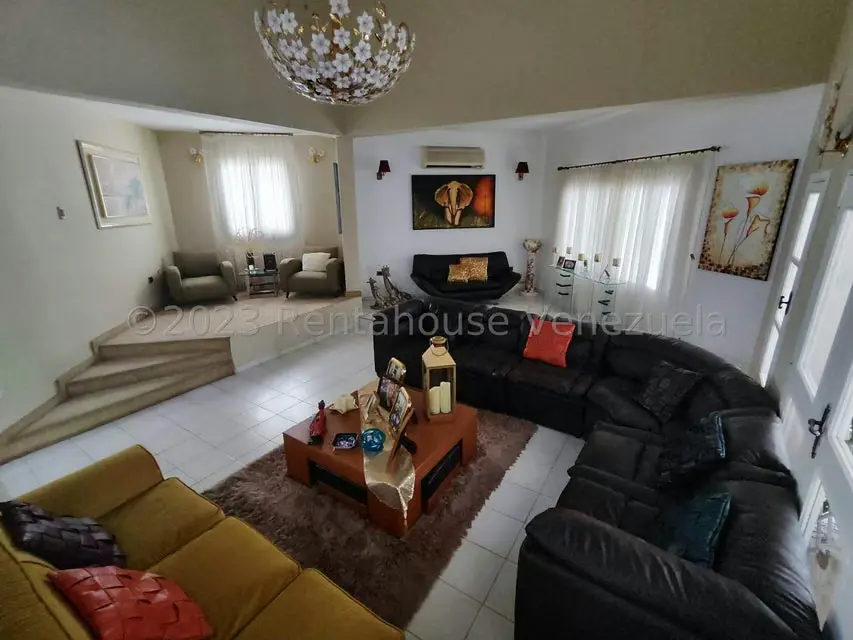 Casa (Multipes Niveles) en Venta en El Castaño (Zona Privada), Aragua - 13