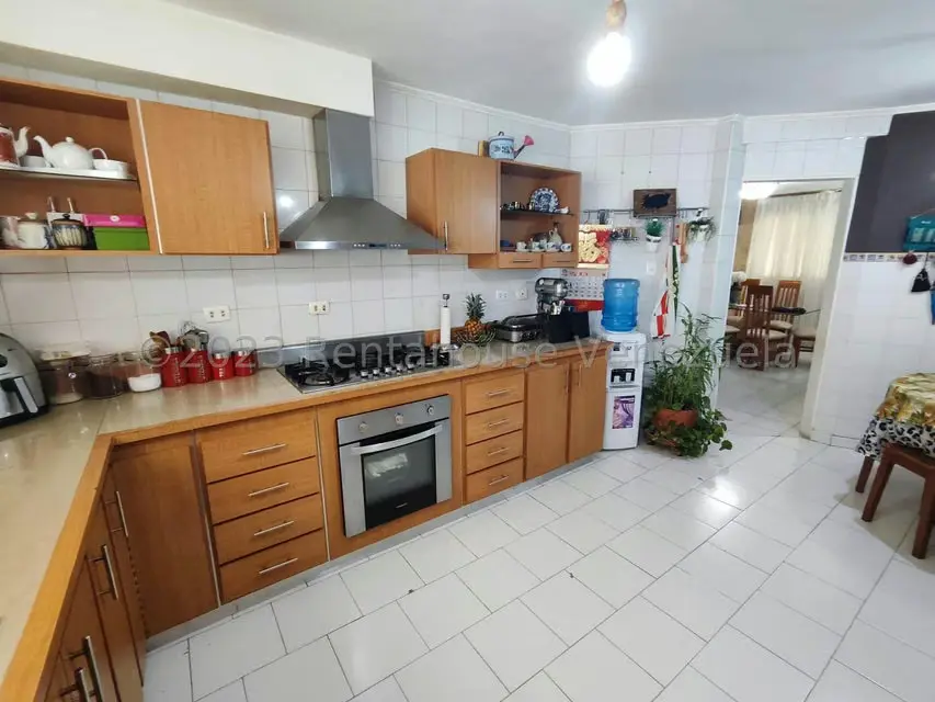 Casa (Multipes Niveles) en Venta en El Castaño (Zona Privada), Aragua - 24