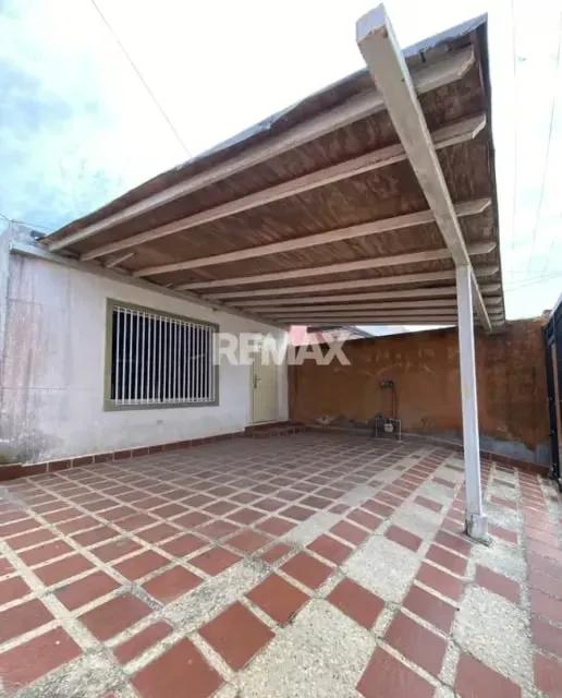 Casa con 4 apartamentos en venta en Maneiro, Isla de Margarita - 5