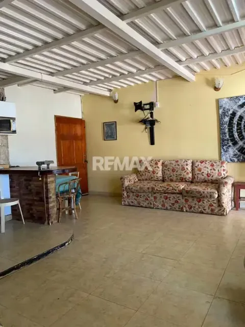 Casa con 4 apartamentos en venta en Maneiro, Isla de Margarita - 10