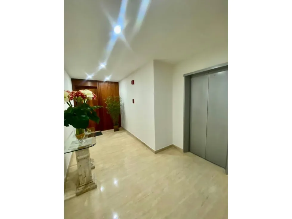 PentHouse en venta en Los Palos Grandes 550mts/4H+2s/4B+s/6PE