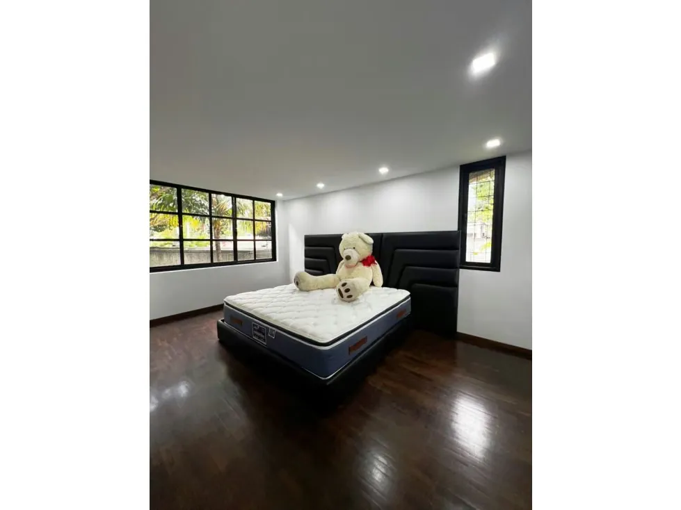 APARTAMENTO - LOS CHORROS - 300 Mts2 - 9