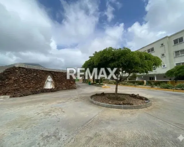 EXCLUSIVO APARTAMENTO EN VENTA EN LA ASUNCIÓN: 96M², TOTALMENTE AMOBLADO, 3HAB, PISCINA, AGUA PERMANENTE Y CLIMA DE MONTAÑA. SEGURIDAD GARANTIZADA EN CONJUNTO ENTRE MONTAÑAS. ¡LISTO PARA MUDAR! - 20