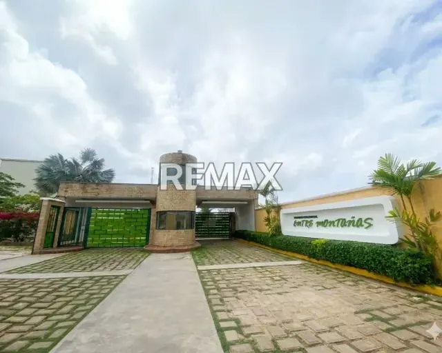 EXCLUSIVO APARTAMENTO EN VENTA EN LA ASUNCIÓN: 96M², TOTALMENTE AMOBLADO, 3HAB, PISCINA, AGUA PERMANENTE Y CLIMA DE MONTAÑA. SEGURIDAD GARANTIZADA EN CONJUNTO ENTRE MONTAÑAS. ¡LISTO PARA MUDAR! - 2