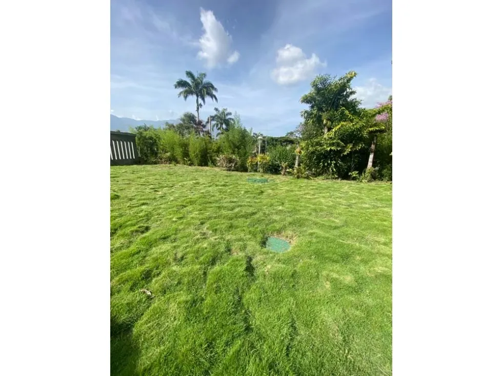 Se vende casa 680m2 4h+2s/7b/10p Cerro Verde 4377 - 32