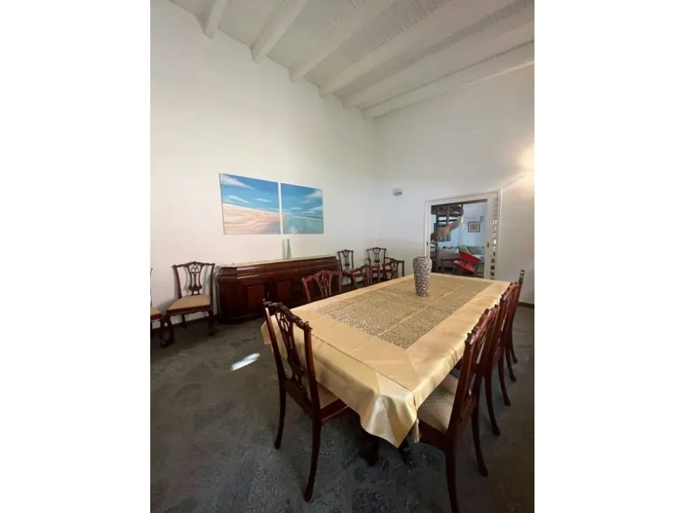 Se vende casa 680m2 4h+2s/7b/10p Cerro Verde 4377 - 42