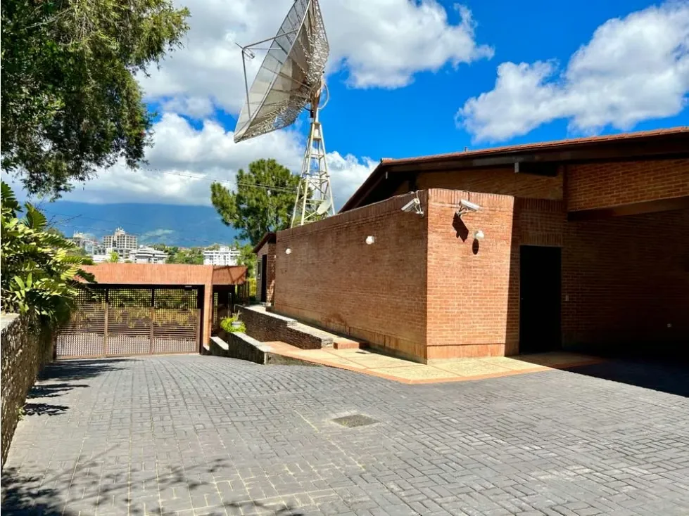 En Venta Casa en Cerro Verde, Baruta - Caracas