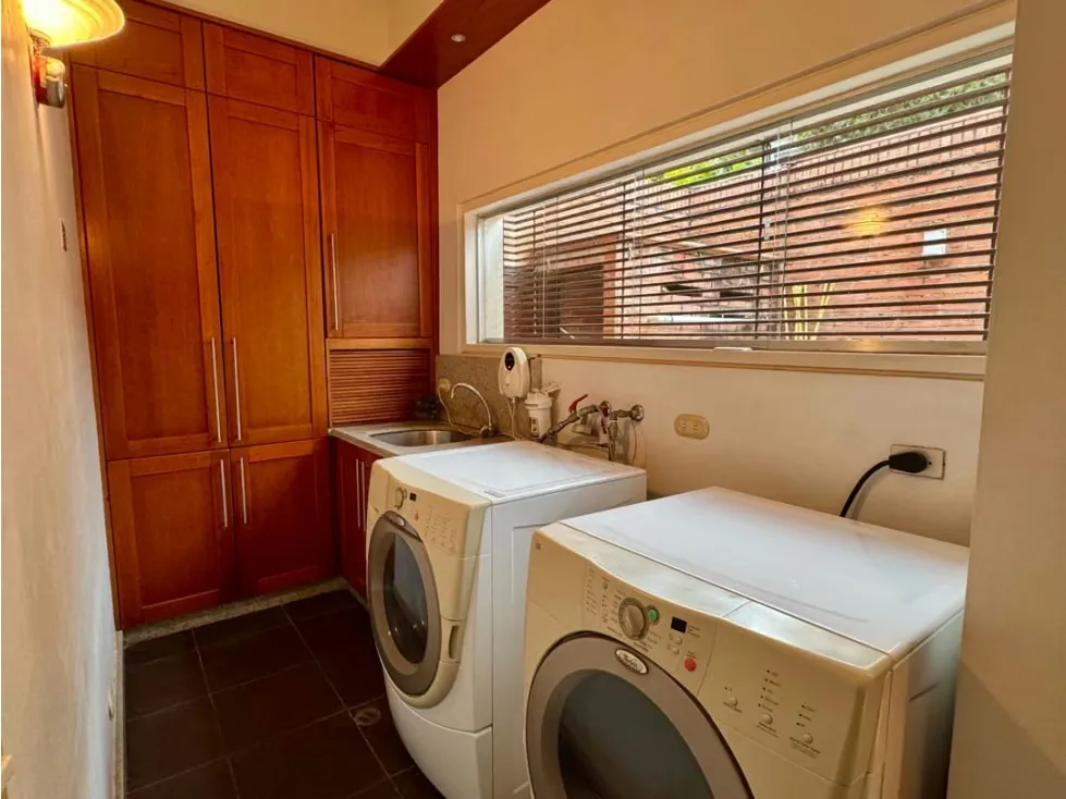 En Venta Casa en Cerro Verde, Baruta - Caracas - 14