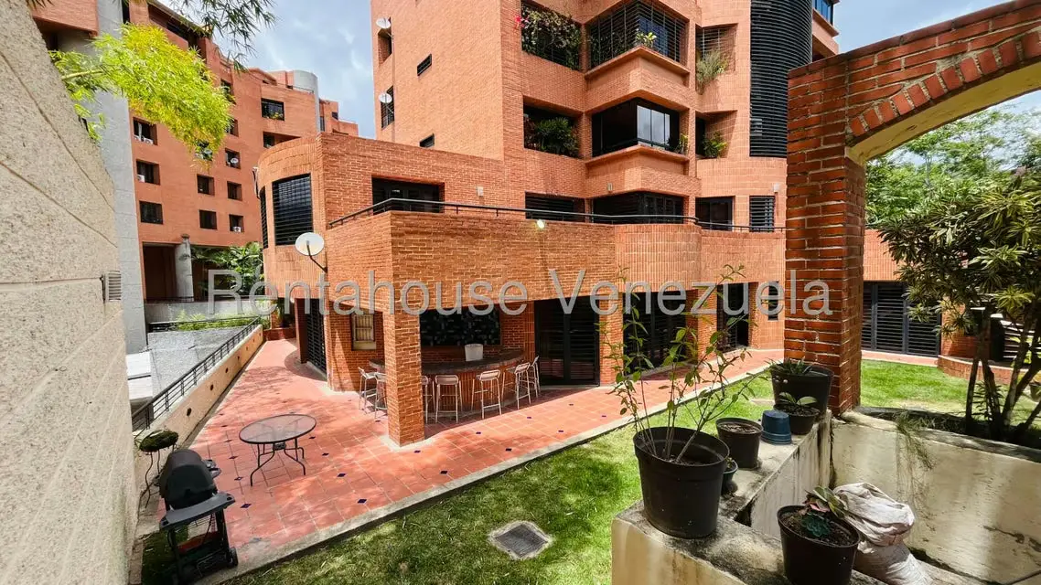 Apartamento (1 Nivel) en Venta en Los Samanes, Distrito Metropolitano - 23