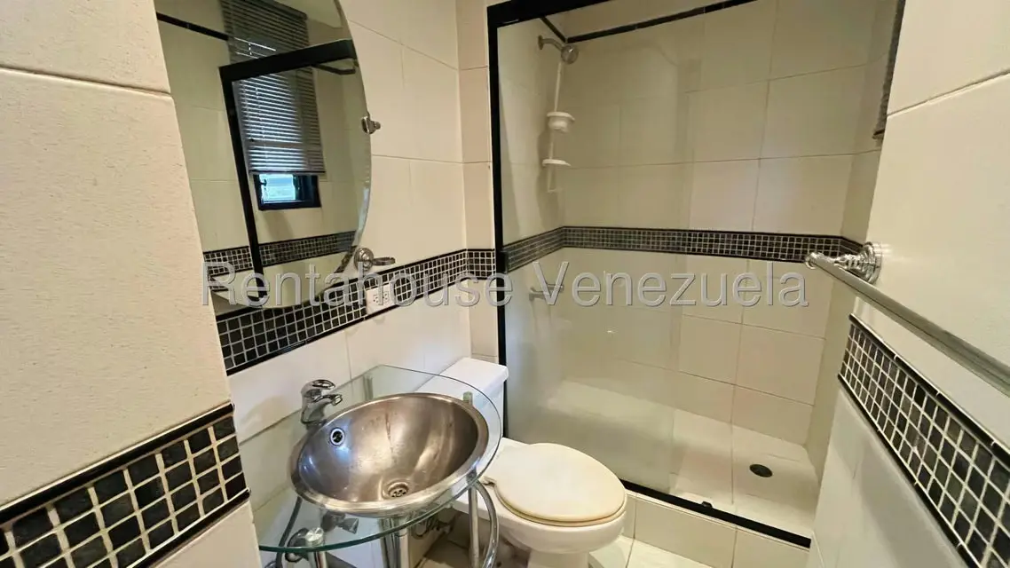 Apartamento (1 Nivel) en Venta en Los Samanes, Distrito Metropolitano - 42